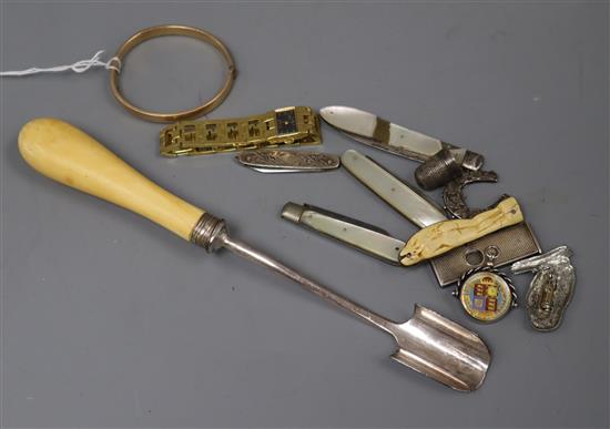 Three mother of pearl handled silver fruit knives (one a.f.), two pocket knives, cigar cutter, ladys Bucherer watch etc.